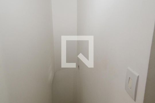 Escada de casa à venda com 3 quartos, 115m² em Jardim Santa Cruz (campo Grande), São Paulo