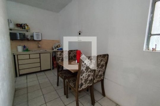 Cozinha de casa à venda com 2 quartos, 200m² em Dom Cabral, Belo Horizonte