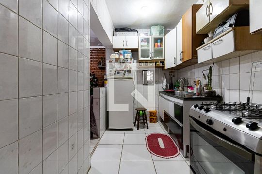 Cozinha da Casa 3 de casa à venda com 5 quartos, 144m² em Sítio Caraguata, São Paulo