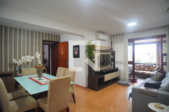Apartamento à venda com 2 quartos, 87m² em Boa Vista, Novo Hamburgo