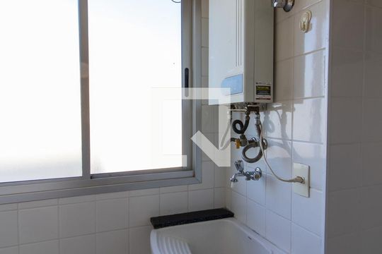 Área de Serviço de apartamento para alugar com 2 quartos, 65m² em Parque Brasília, Campinas