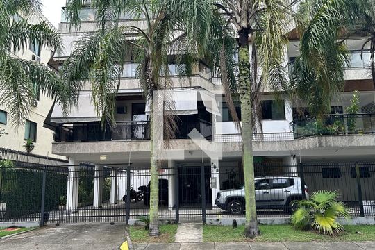 Fachada de apartamento à venda com 2 quartos, 102m² em Recreio dos Bandeirantes, Rio de Janeiro