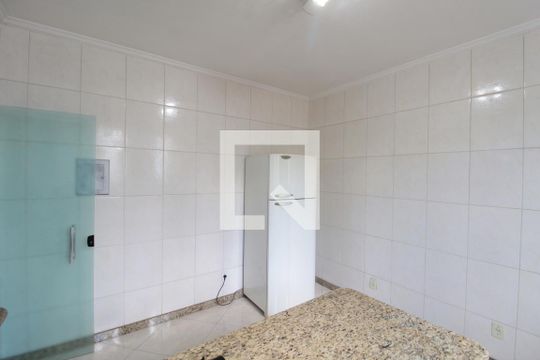 Cozinha de casa à venda com 3 quartos, 200m² em Guarani, Belo Horizonte