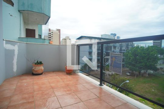 Varanda da Suite de apartamento para alugar com 3 quartos, 245m² em Vila Rosa, Novo Hamburgo