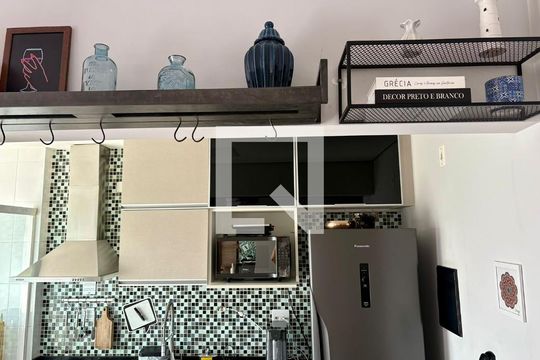 Cozinha de apartamento à venda com 1 quarto, 40m² em Santa Cecilia, São Paulo