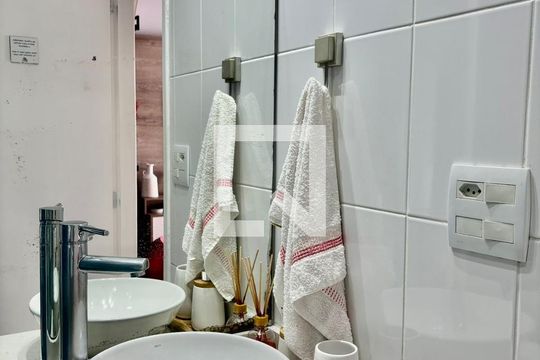 Banheiro de apartamento à venda com 1 quarto, 40m² em Santa Cecilia, São Paulo