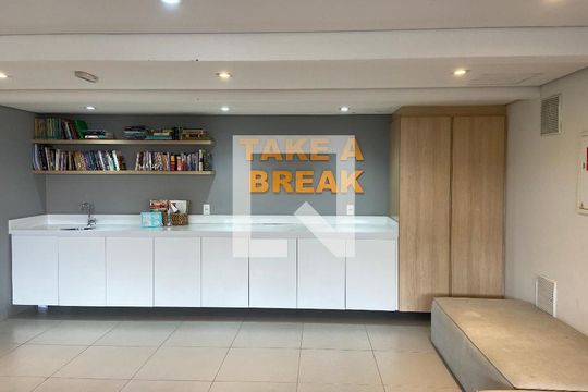 Área comum de apartamento para alugar com 1 quarto, 33m² em Sé, São Paulo