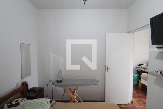 Quarto 1 de casa à venda com 4 quartos, 228m² em Santa Mônica, Belo Horizonte