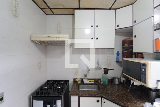 Cozinha de casa à venda com 4 quartos, 228m² em Santa Mônica, Belo Horizonte