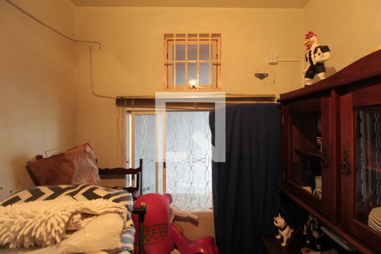 Quarto de Serviço de casa à venda com 4 quartos, 228m² em Santa Mônica, Belo Horizonte