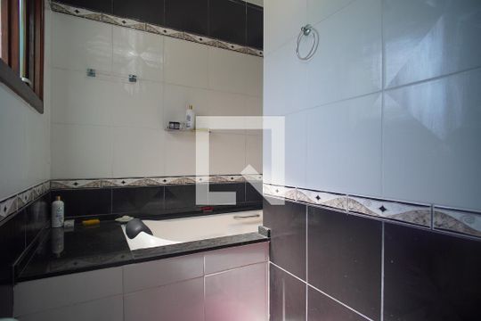 Banheiro da Suíte 1 de casa à venda com 3 quartos, 218m² em Liberdade, Novo Hamburgo