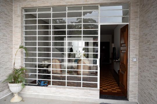 Área externa  de casa à venda com 3 quartos, 300m² em Sumaré, São Paulo
