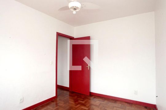Quarto de apartamento à venda com 1 quarto, 40m² em Azenha, Porto Alegre