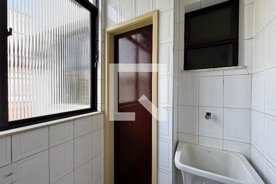 Cozinha e Área de Serviço de apartamento para alugar com 3 quartos, 92m² em Recreio dos Bandeirantes, Rio de Janeiro