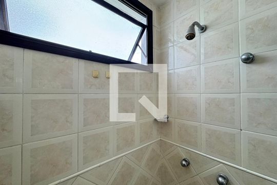 Suíte - Banheiro de apartamento para alugar com 3 quartos, 92m² em Recreio dos Bandeirantes, Rio de Janeiro