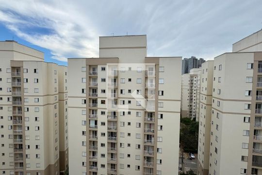 Vista do Quarto 2 de apartamento à venda com 2 quartos, 63m² em Jardim Tupanci, Barueri