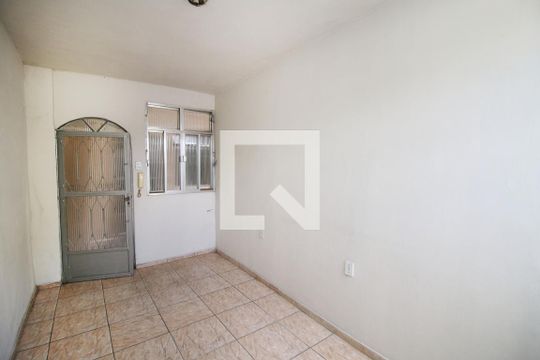 Apartamento para alugar com 2 quartos, 70m² em Colégio, Rio de Janeiro
