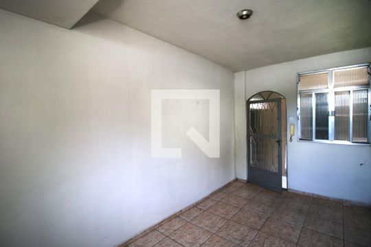 Sala de apartamento para alugar com 2 quartos, 70m² em Colégio, Rio de Janeiro