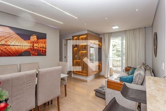 Apartamento à venda com 3 quartos, 64m² em Vila Vermelha, São Paulo