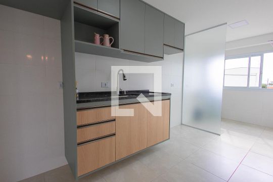 Cozinha e Área de Serviço de apartamento para alugar com 2 quartos, 60m² em Jardim Barcelona, Indaiatuba