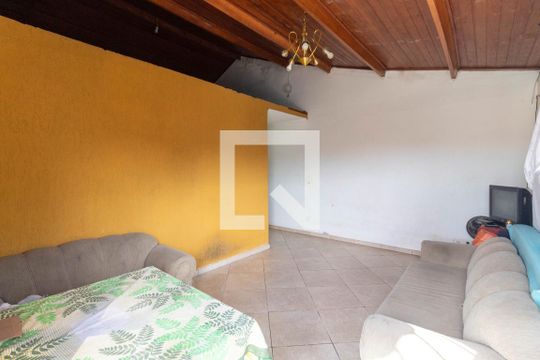 Sala de casa à venda com 5 quartos, 120m² em Jardim Hercilia, São Paulo