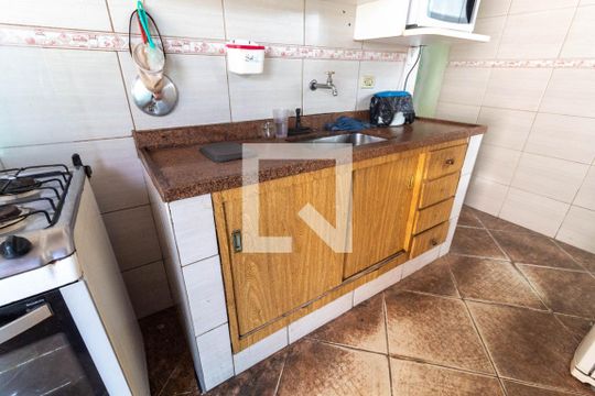 Cozinha de casa à venda com 5 quartos, 120m² em Jardim Hercilia, São Paulo