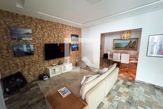 Sala4 de casa à venda com 3 quartos, 582m² em Riacho das Pedras, Contagem