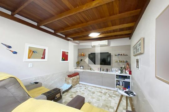 Sala de TV de casa à venda com 3 quartos, 105m² em Rio dos Sinos, São Leopoldo