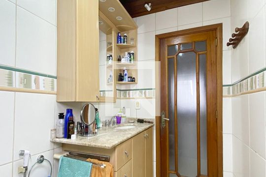 Banheiro da Suíte de casa à venda com 3 quartos, 105m² em Rio dos Sinos, São Leopoldo