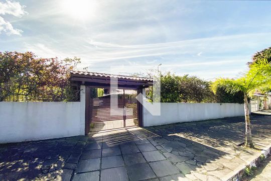 Fachada de casa à venda com 3 quartos, 105m² em Rio dos Sinos, São Leopoldo