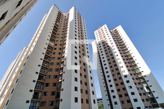 Fachada de apartamento à venda com 3 quartos, 132m² em Jardim Henriqueta, Taboão da Serra