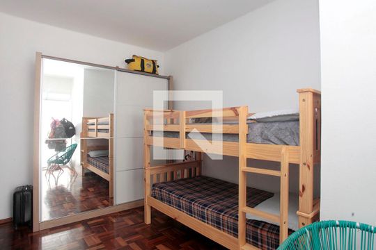 Quarto de apartamento à venda com 1 quarto, 47m² em Santana, Porto Alegre