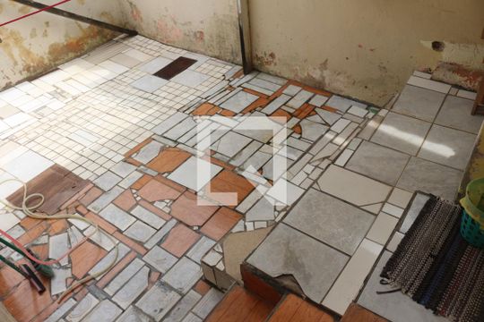 Quintal de casa à venda com 4 quartos, 232m² em Olímpico, São Caetano do Sul