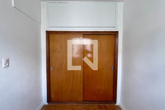 Quarto de Serviço de apartamento à venda com 2 quartos, 85m² em Cerqueira César, São Paulo