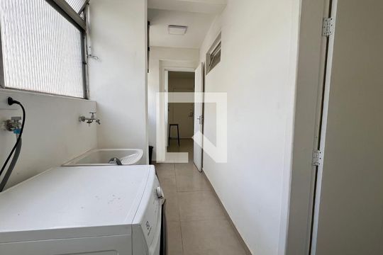 Área de Serviço de apartamento à venda com 2 quartos, 85m² em Cerqueira César, São Paulo