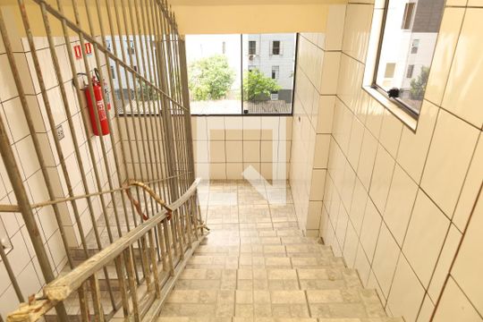 Área comum - Saguão do andar de apartamento à venda com 1 quarto, 56m² em Conjunto Residencial José Bonifácio, São Paulo