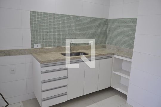 Cozinha de apartamento à venda com 2 quartos, 70m² em Cachambi, Rio de Janeiro