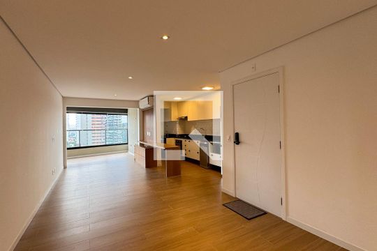 Apartamento para alugar com 3 quartos, 124m² em Alphaville Industrial, Barueri