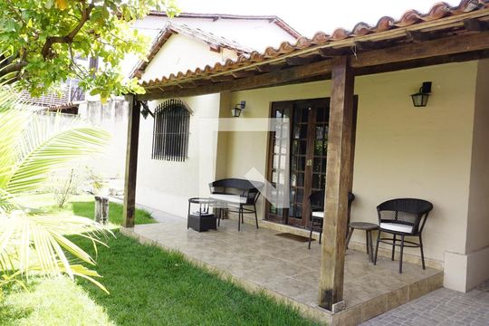 Quintal de casa à venda com 3 quartos, 203m² em Anil, Rio de Janeiro