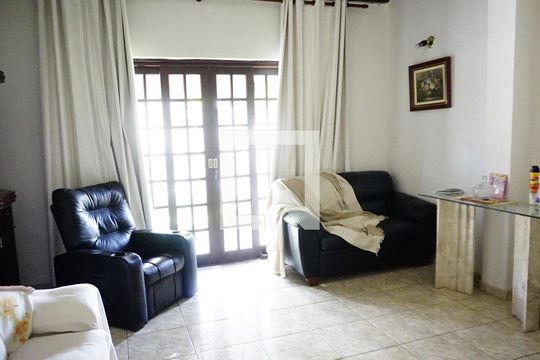 Casa à venda com 3 quartos, 203m² em Anil, Rio de Janeiro
