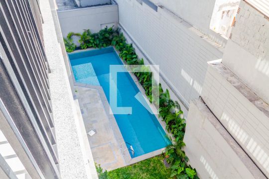 Vista de kitnet/studio para alugar com 1 quarto, 25m² em Pinheiros, São Paulo