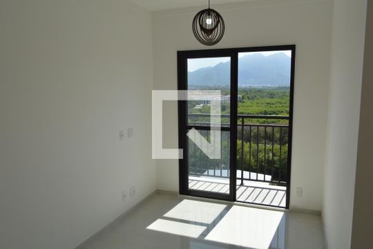 Apartamento para alugar com 1 quarto, 34m² em Jacarepaguá, Rio de Janeiro