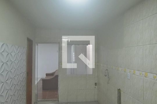 Cozinha de casa para alugar com 2 quartos, 170m² em São José, Canoas