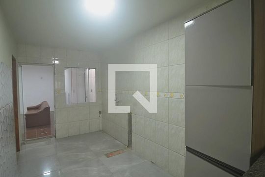 Cozinha de casa para alugar com 2 quartos, 170m² em São José, Canoas