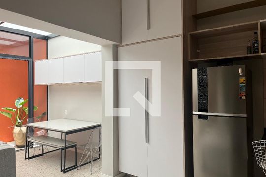 Cozinha de kitnet/studio à venda com 1 quarto, 45m² em Perdizes, São Paulo