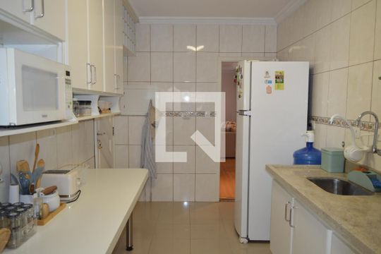 Cozinha de apartamento para alugar com 3 quartos, 102m² em Vila Mariana, São Paulo