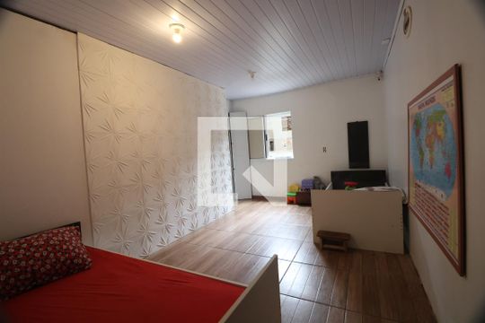 Quarto 1 de casa à venda com 4 quartos, 120m² em Olaria, Canoas