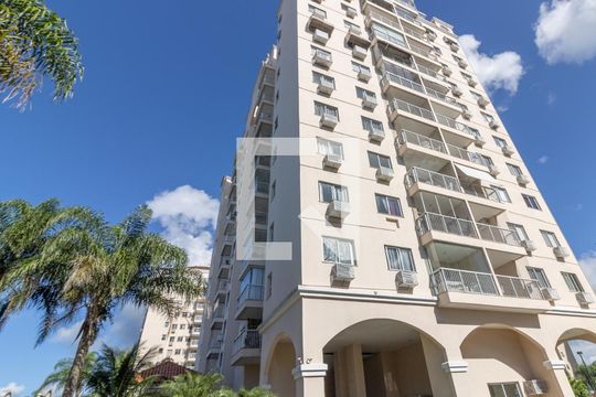 Fachada de apartamento para alugar com 2 quartos, 75m² em Recreio dos Bandeirantes, Rio de Janeiro