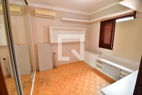 Quarto 1 de casa de condomínio à venda com 3 quartos, 153m² em Parque dos Jacarandás, Campinas