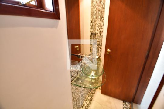 Lavabo de casa de condomínio à venda com 3 quartos, 153m² em Parque dos Jacarandás, Campinas
